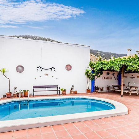 3 Bedroom Awesome Home In ルテ エクステリア 写真
